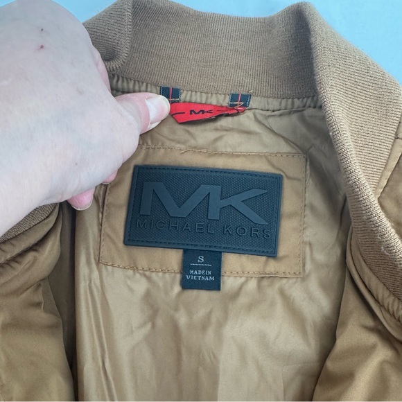 NWT Michael Kors Diamond Quilted Bomber Jacket Luggage Men’s S Tan $159 - Picture 3 of 15